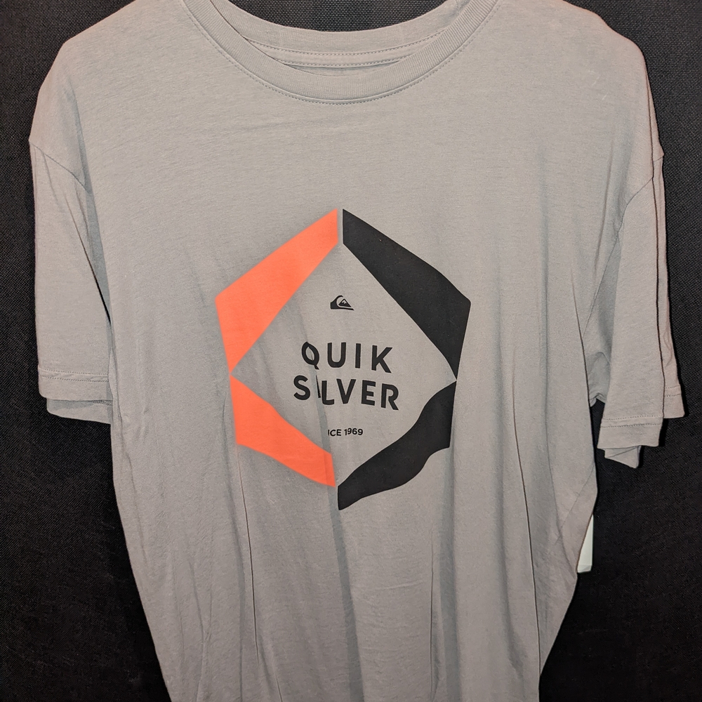 Quiksilver Gray and Orange Short Sleeve Tees